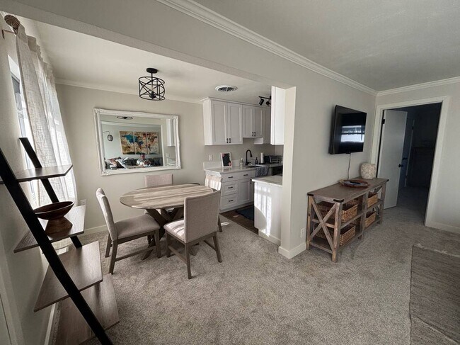 Foto del edificio - 425 Lake St S