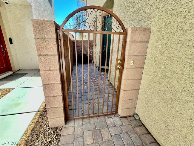 Foto del edificio - 8667 W Moon Crater Ave