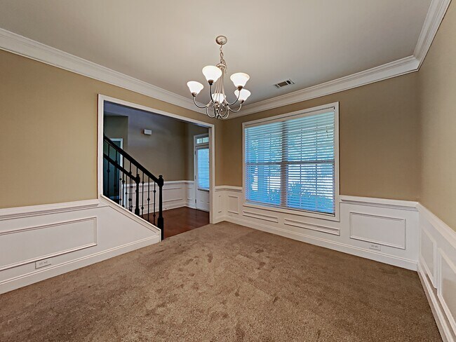 Building Photo - 758 York View Drive
