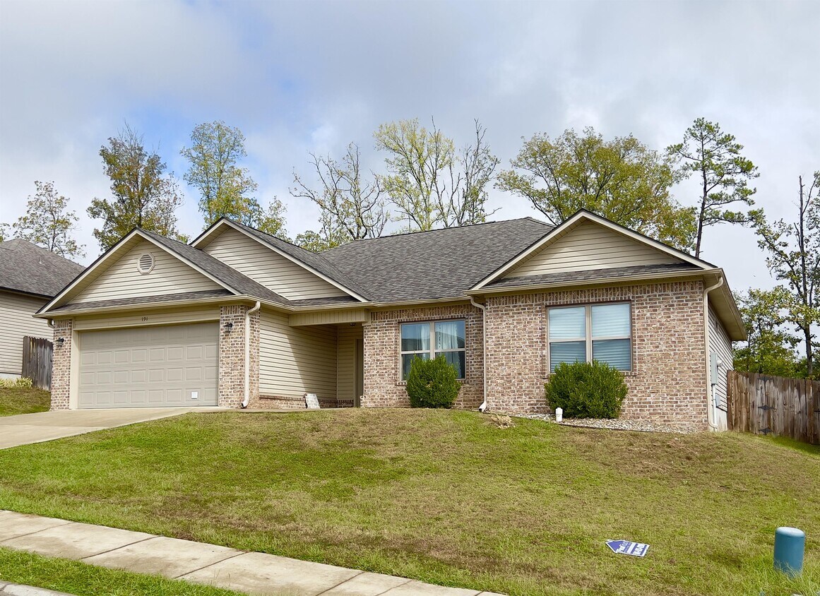 191 Cambridge Dr, Lake Hamilton, AR 71913 House Rental in Lake