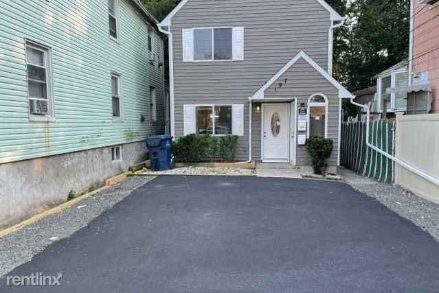 Primary Photo - 2 br, 1 bath House - 197 Central Ave