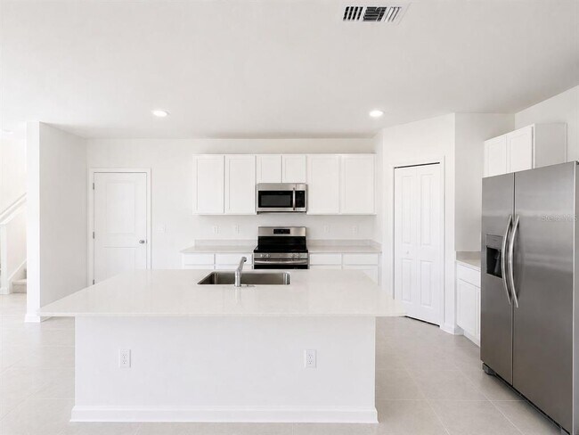 Foto del edificio - 2420 Bluestone Rd