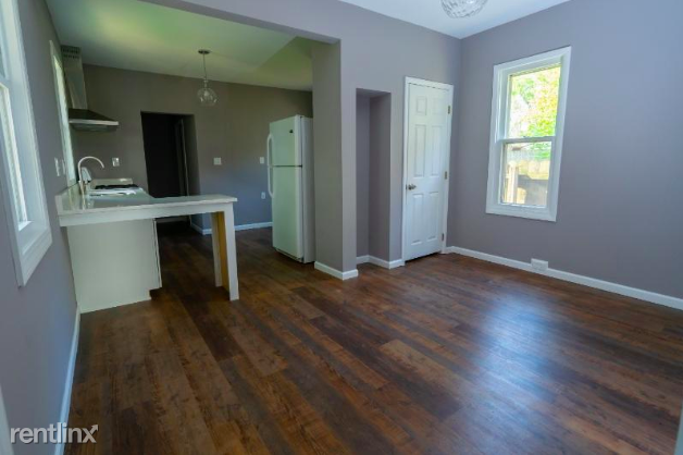 Building Photo - 3 br, 1 bath Apartment - 3904 W 34th St
