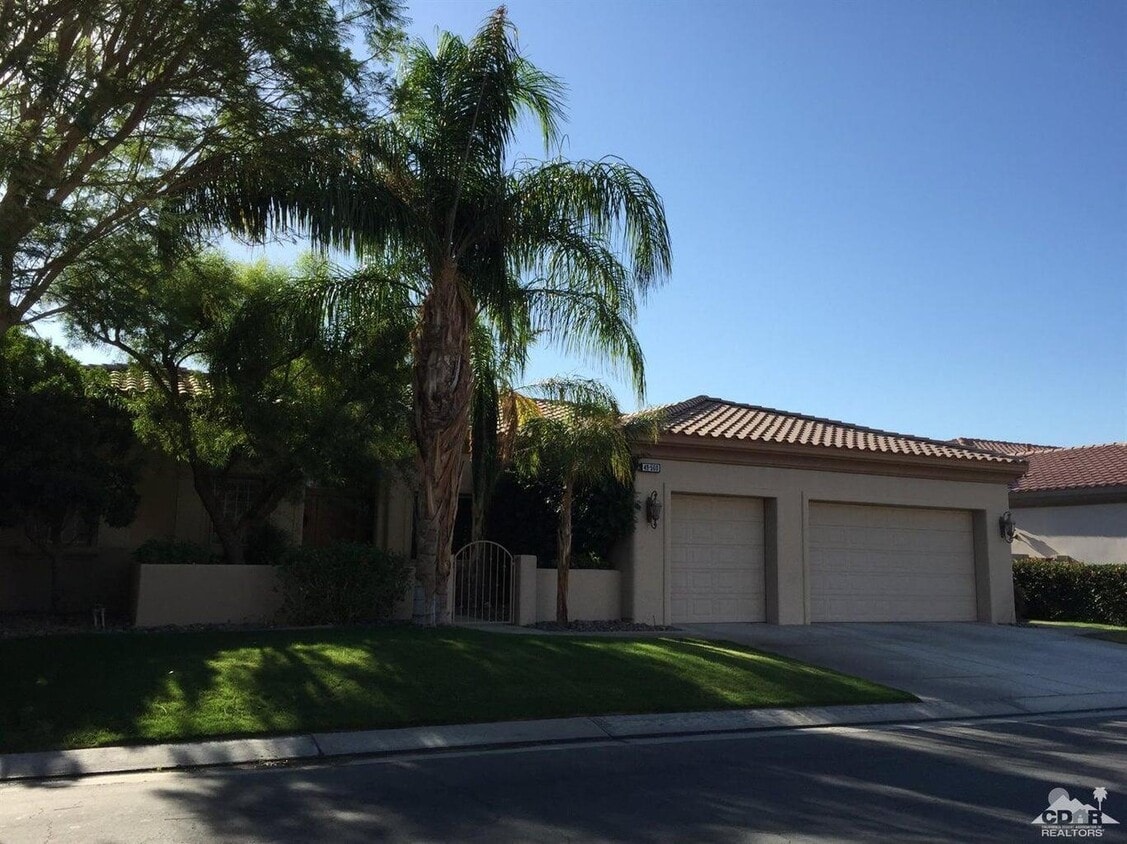 Foto principal - 49560 Loren Ct