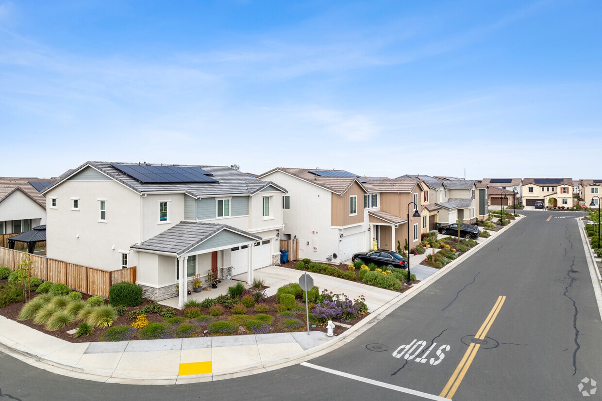 Cielo at Sand Creek Houses for Rent Antioch, CA