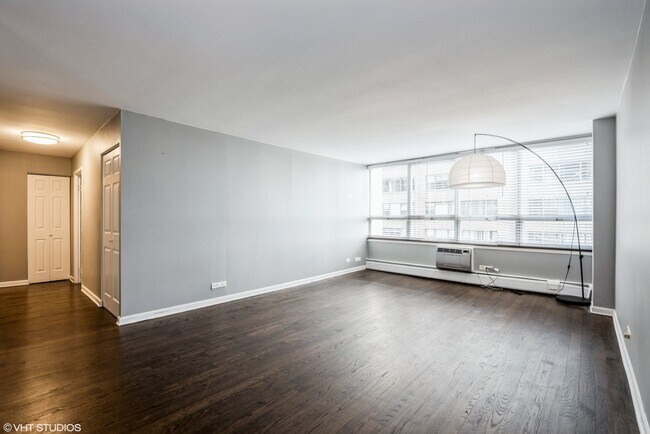 Foto del edificio - 6171 N Sheridan Rd