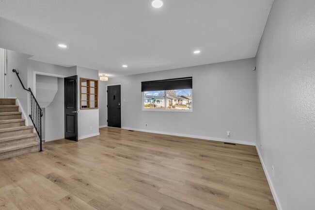 Foto del edificio - 5545 Elkhart St