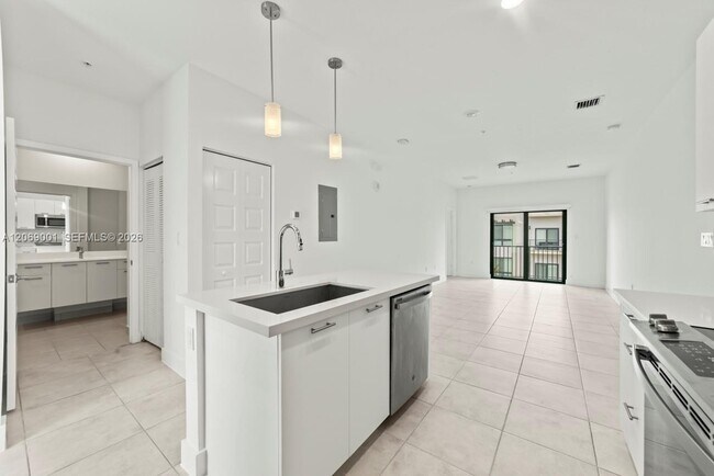 Foto del edificio - 8301 NW 41st St