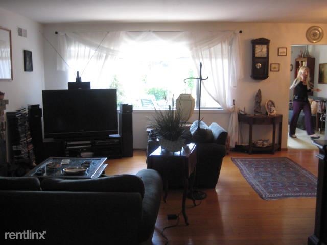 Foto del edificio - 4 br, 3 bath House - 1525 Arlington Blvd