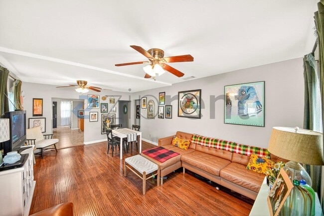 Building Photo - 4139 W Ave 42