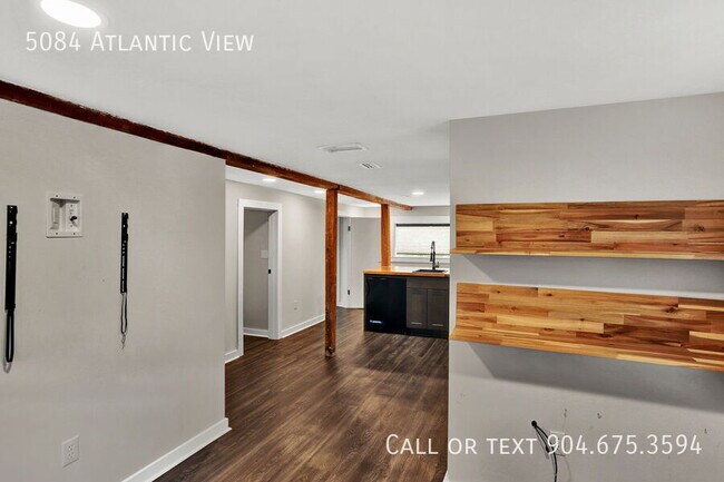 Building Photo - 5084 Atlantic View