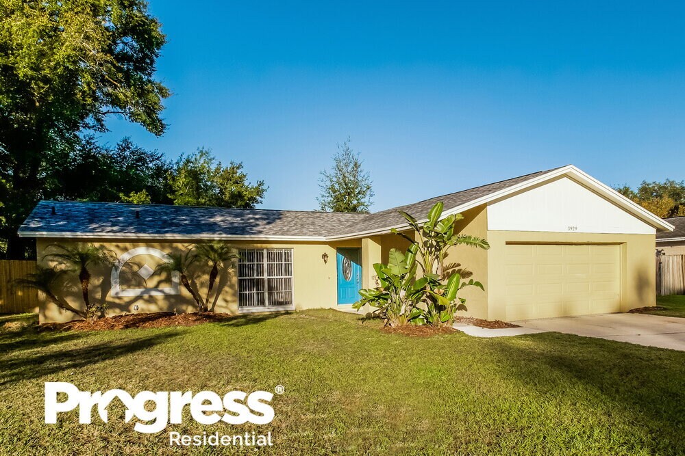 Primary Photo - 3929 Oak Hammock Dr