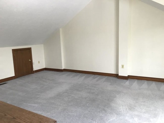 Building Photo - 224 Park St