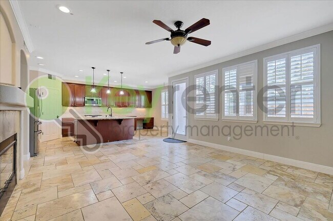 Foto del edificio - 6820 Cherry Ridge Cir