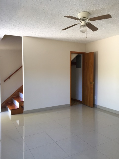 Foto del edificio - 660 College St