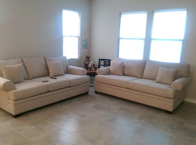 Foto del edificio - 1071 Dewberry Pl