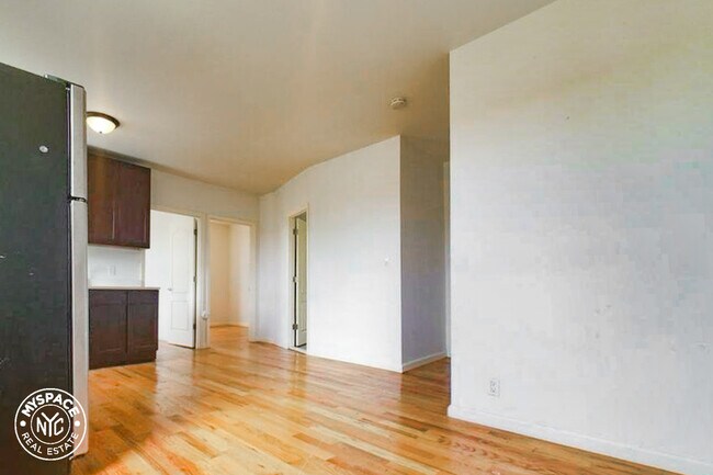 Building Photo - 1456 Jefferson Ave
