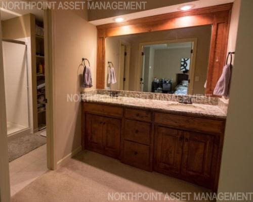 Building Photo - Luxury Living Just Minutes from Prairie Vi...