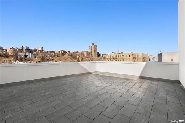 Foto del edificio - 3436 Kingsbridge Ave