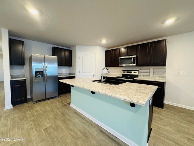 Foto del edificio - 339 Highbrook Rd