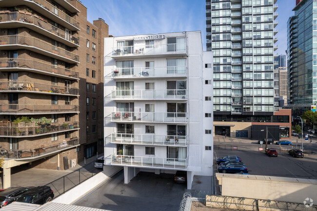 Building Photo - Westwinds Apartments