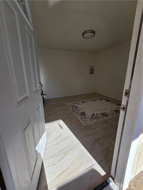 Foto del edificio - 16437 Live Oak St