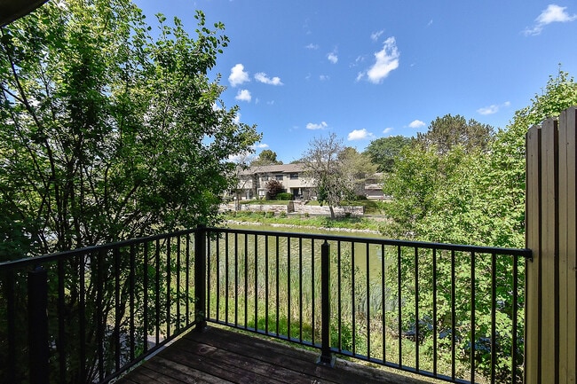 Dawn - Balcony - Harbor Pointe Apartments
