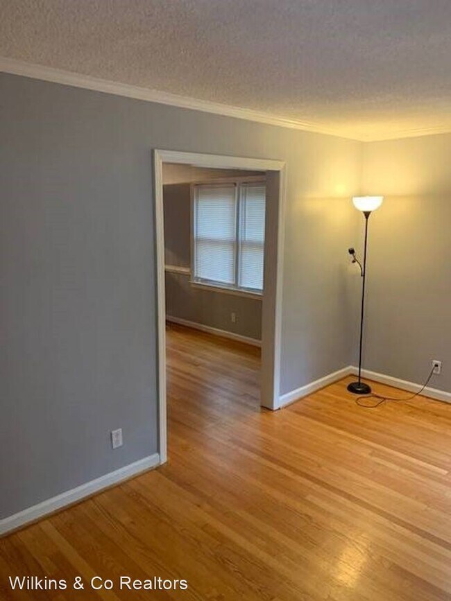 Building Photo - 5 br, 3 bath House - 249 Shamrock Dr