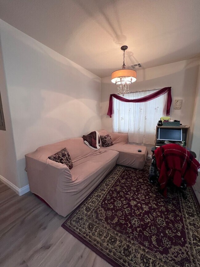 Foto del edificio - SUNRISE MOUNTAIN 3 BEDROOM TOWNHOME