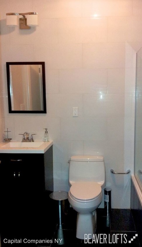 Building Photo - 83 Beaver St