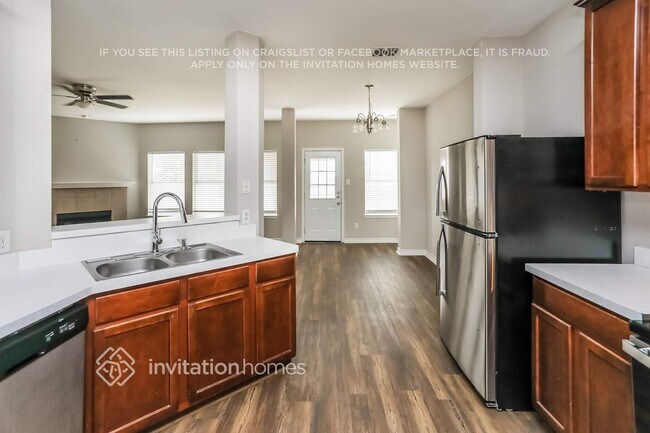 Foto del edificio - 2032 Fairview Dr