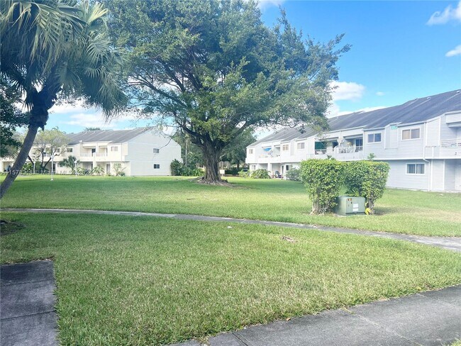 Foto del edificio - 3465 NW 44th St