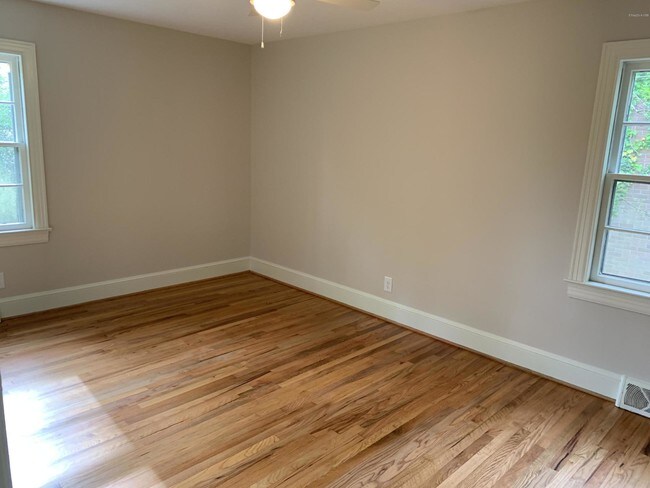 1303 E Wright Rd Greenville Nc 27858 House For Rent In