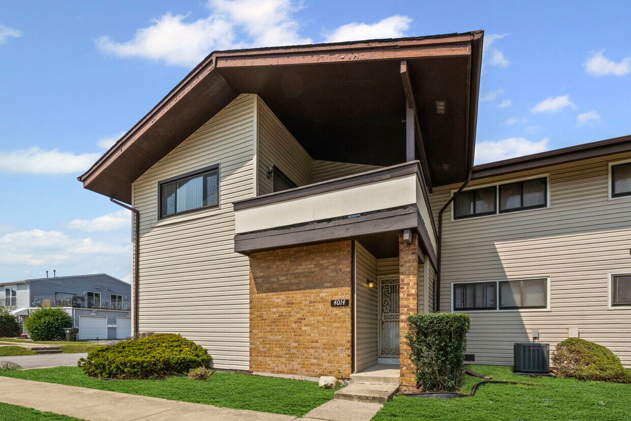 Foto principal - 4014 193rd St