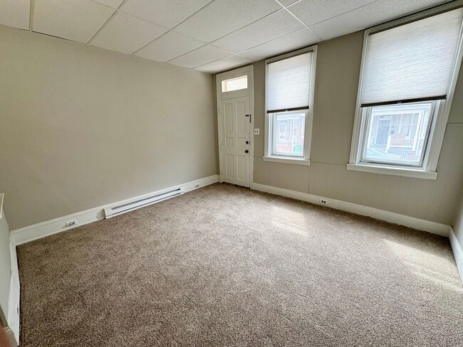 Foto del edificio - 2 Bedroom 1 Bathroom in York!