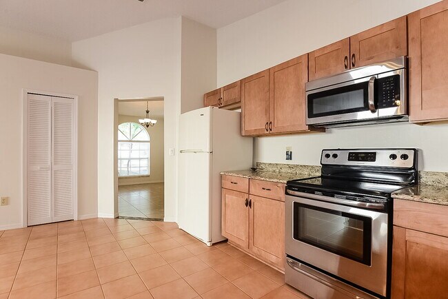 Foto del edificio - 2341 Tioga Dr