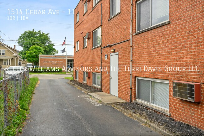 Foto del edificio - 1514 Cedar Ave