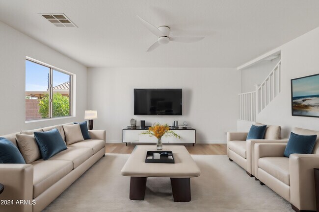 Foto del edificio - 37260 W Amalfi Ave