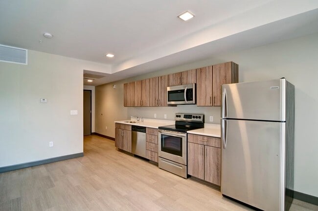 Interior Photo - 10/North