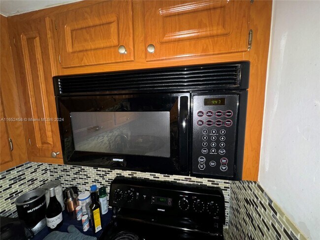 Foto del edificio - 825 Brickell Bay Dr