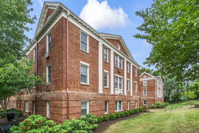 Foto del edificio - 922 S Washington St