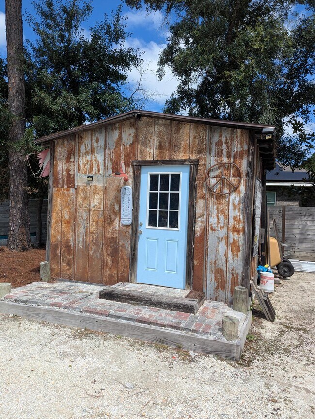 Building Photo - 3348 Lowery Dr