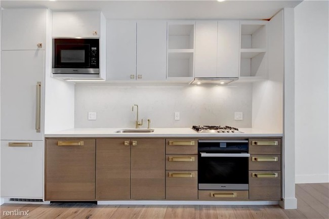Building Photo - 1 br, 1 bath Condo - 70 Rainey St Apt 1310