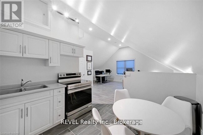 Photo du bâtiment - 4102 Portage Rd