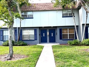 Building Photo - 4844 NW 9th Dr
