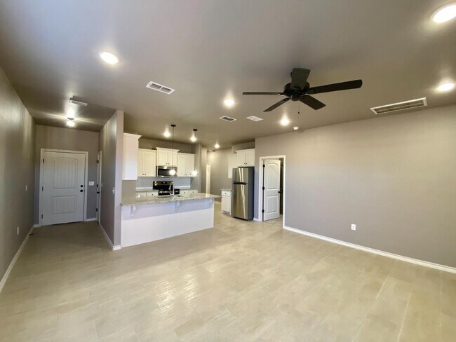 Building Photo - 1503 Avenue O