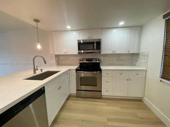 Foto del edificio - 401 SE 3rd St