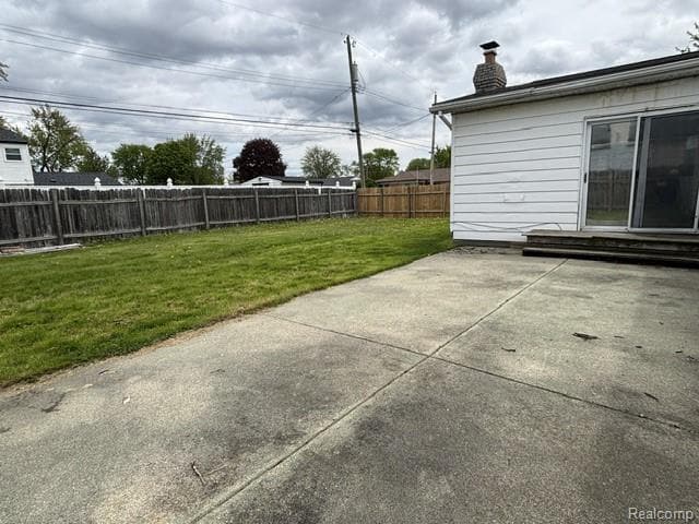 Building Photo - 11853 Plumbrook Rd