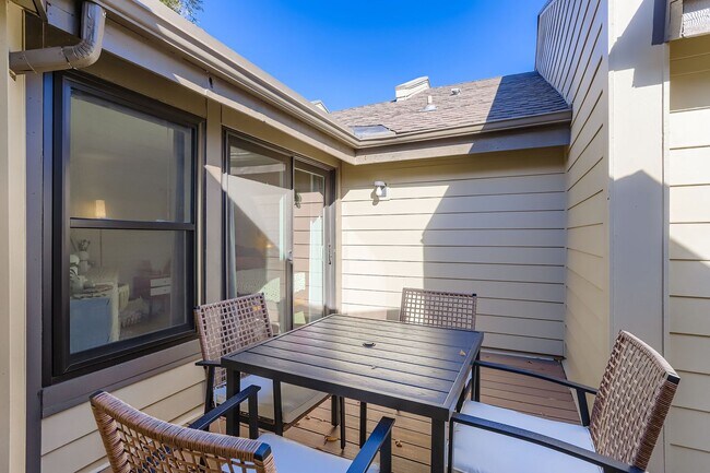 Foto del edificio - Idyllic West Boulder 2BDR Furnished Home