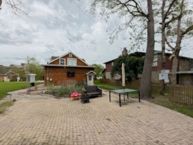 Foto del edificio - 4614 Gilbert Ave